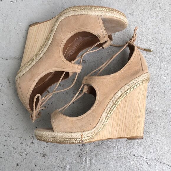 Aquazzura platform  - Picture 2 of 8